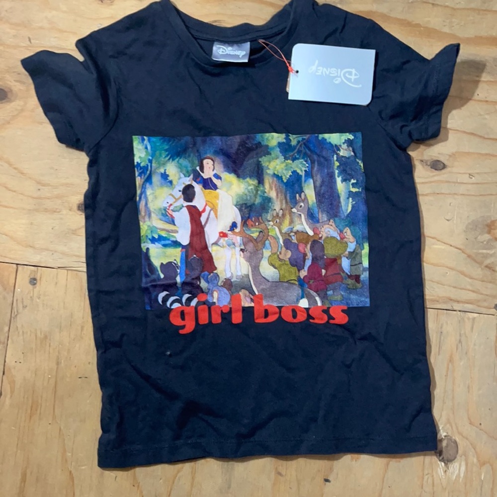 New girls cotton on graphic tee